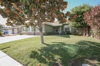 24689 Lincoln Ave in Murrieta, CA - Building Photo - Building Photo