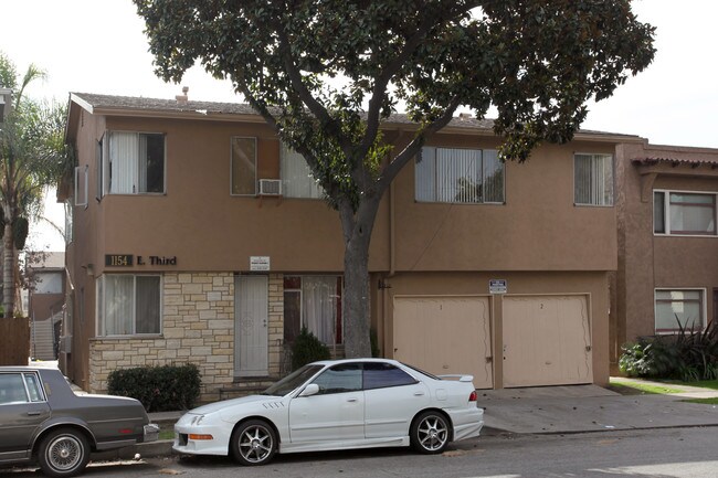 1154 E 3rd St in Long Beach, CA - Building Photo - Building Photo