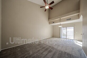 7989 W Mary Jane Ln in Peoria, AZ - Building Photo - Building Photo