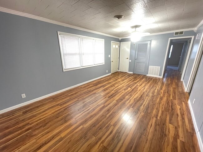 715 Scott St in Hoopeston, IL - Building Photo - Building Photo
