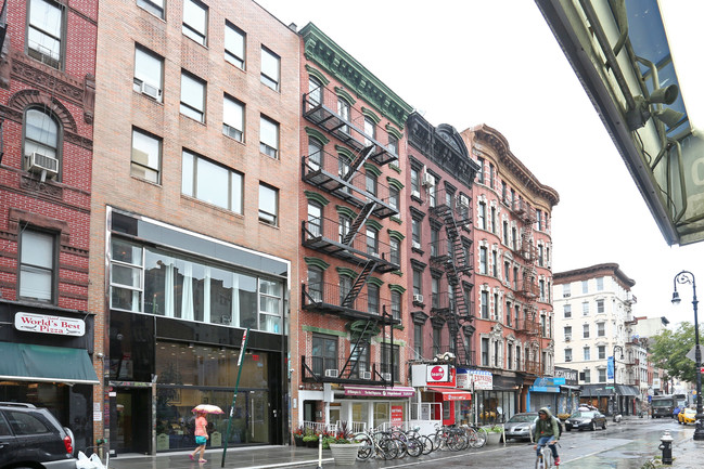 90 Rivington St in New York, NY - Foto de edificio - Building Photo