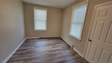 296 Bradley St in Bridgeport, CT - Building Photo - Building Photo