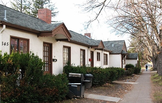 Slocum Apartments in Pullman, WA - Foto de edificio - Building Photo
