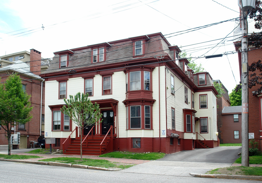 446-448 Cumberland Ave in Portland, ME - Building Photo