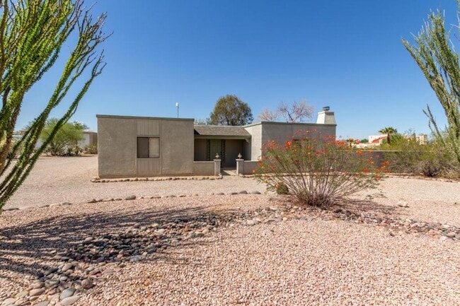 property at 7880 S Ave De Pina