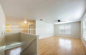 386 Siebert Dr in Kyle, TX - Building Photo - Building Photo