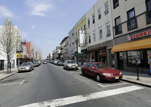 2004 Bergenline Ave in Union City, NJ - Building Photo - Building Photo