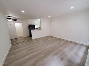 822m in Los Angeles, CA - Building Photo - Building Photo