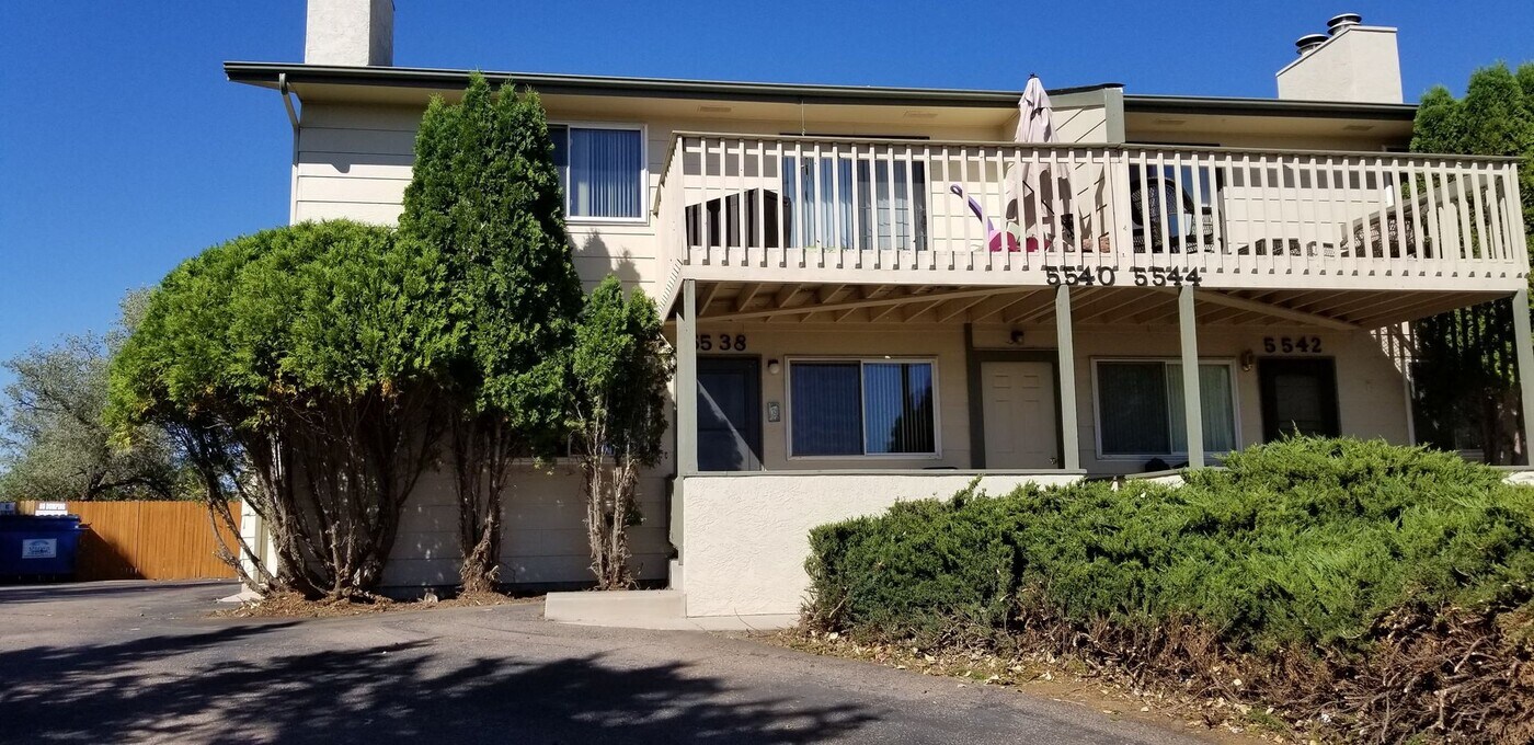 5538 Fiesta Ln in Colorado Springs, CO - Building Photo