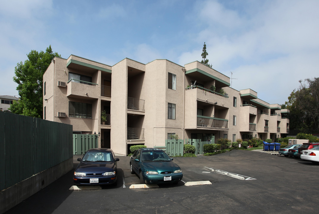 6650 Amherst St in San Diego, CA - Building Photo