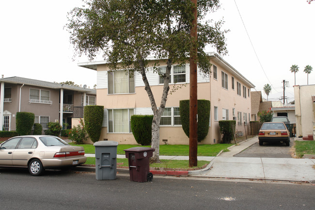 203 E Maple St in Glendale, CA - Foto de edificio - Building Photo