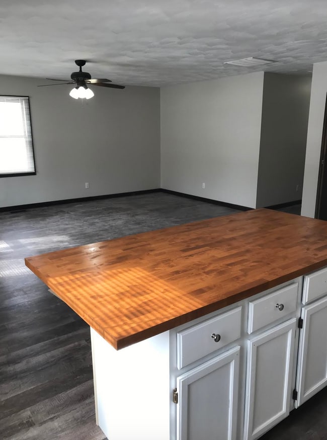 6745 Ottawa Ave Rentals in Madison, OH