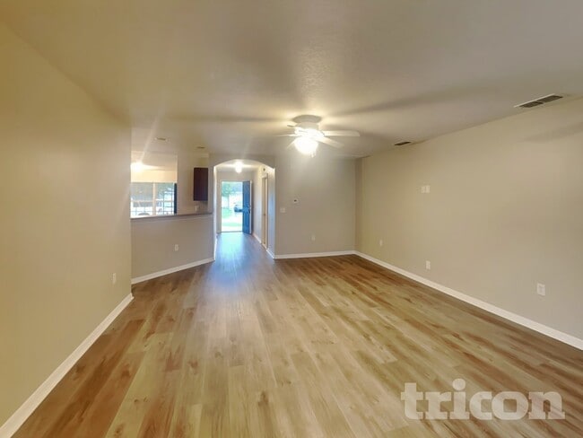 15542 Florida Breeze Loop in Wimauma, FL - Building Photo - Building Photo