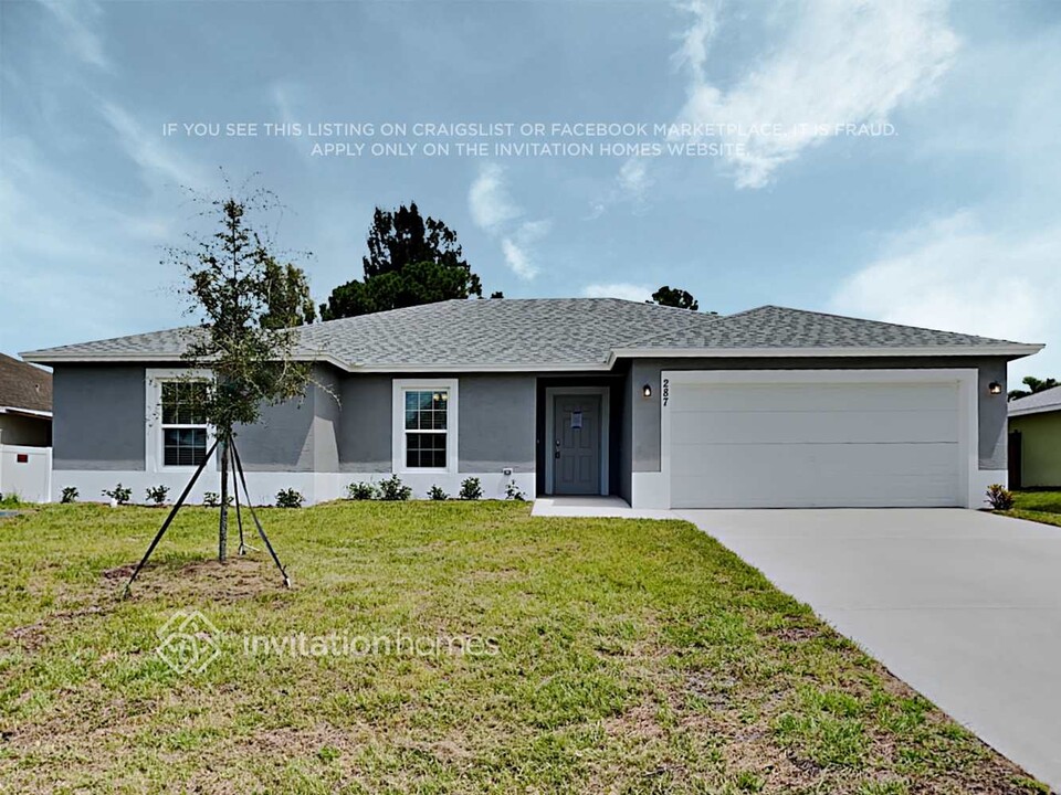 287 SW Pagoda Terrace in Port St. Lucie, FL - Building Photo