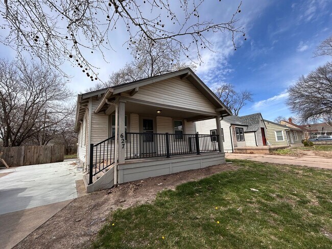 627 Dellrose in Wichita, KS - Building Photo - Building Photo