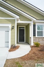 321 Logging Hl Dr in Richmond Hill, GA - Foto de edificio - Building Photo