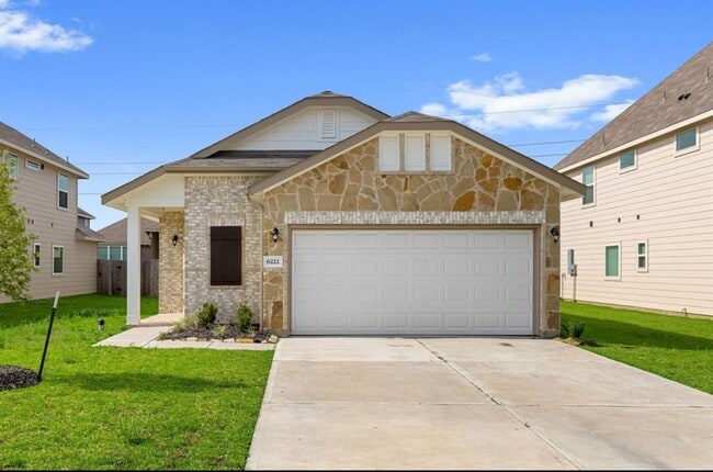 6222 Prince Pl Dr in Rosenberg, TX - Building Photo - Building Photo