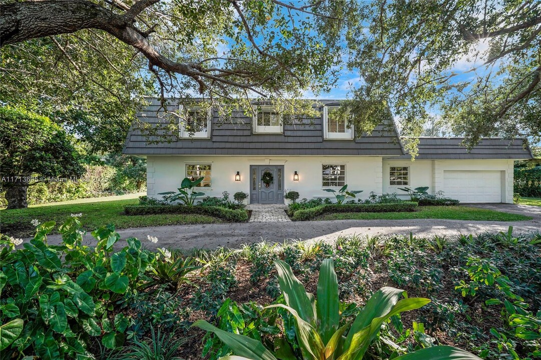 730 Davis Rd in Coral Gables, FL - Building Photo