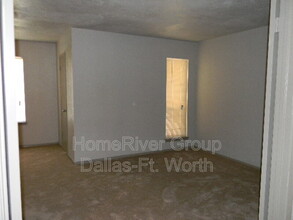 837 Madison Dr in Lewisville, TX - Building Photo - Building Photo