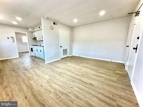 4401 Sheffield Ave in Philadelphia, PA - Building Photo - Building Photo