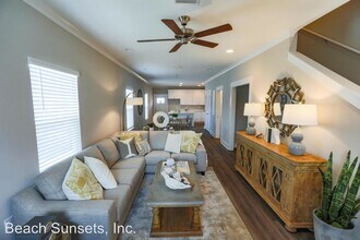 182 N Sand Palm Rd in Freeport, FL - Building Photo - Building Photo