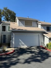 1675 Vernon St in Roseville, CA - Building Photo - Building Photo