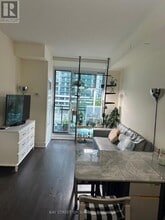 30 Roehampton Ave in Toronto, ON - Building Photo - Building Photo