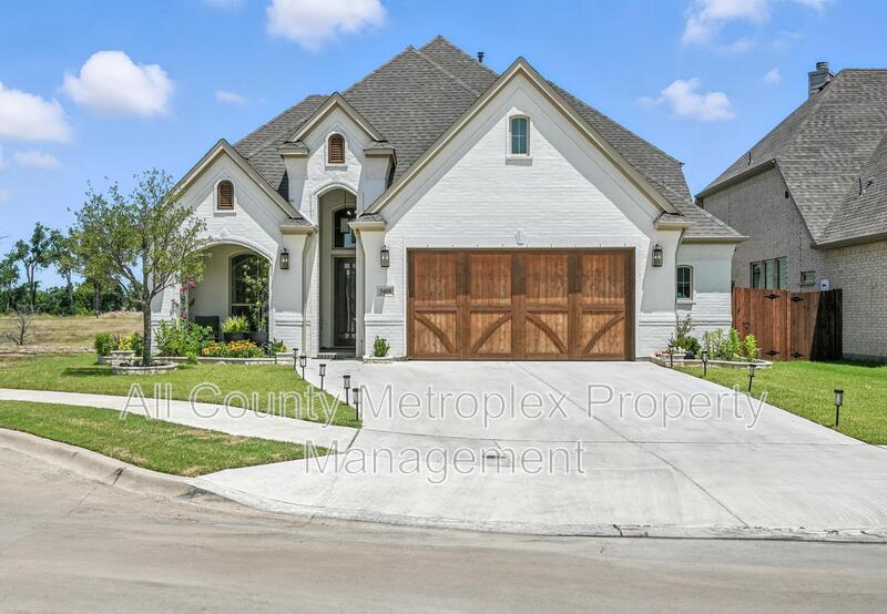 9408 Redstart Ln in Fort Worth, TX - Building Photo