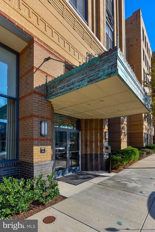 property at 525 N Fayette St