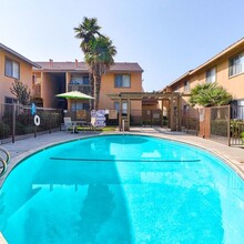 Villa Maria Apartments in Riverside, CA - Building Photo - Building Photo