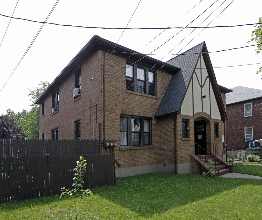 147 Willowbrook Rd in Staten Island, NY - Foto de edificio