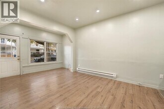 987 Lincoln Rd in Windsor, ON - Building Photo - Building Photo