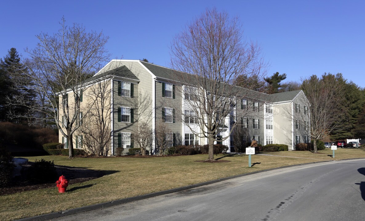 Saugus Commons in Saugus, MA - Building Photo