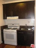 631 Indiana Ave in Venice, CA - Building Photo