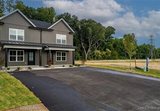 2065 Aster Dr, Unit 2065 Aster Dr in Jeffersonville, IN - Building Photo - Building Photo