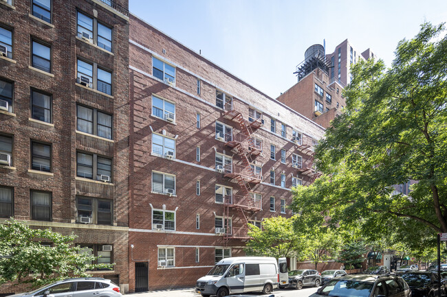 161 E 91st St in New York, NY - Foto de edificio - Building Photo