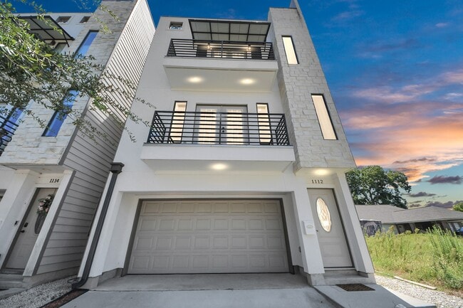 1112 Amundsen St in Houston, TX - Building Photo - Building Photo