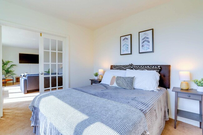 1600 S Eads St-Unit -FL11-ID1022412P in Arlington, VA - Building Photo - Building Photo