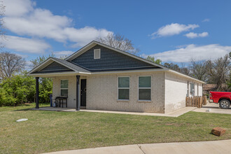 811 Cavanaugh Rd in Fort Smith, AR - Building Photo - Building Photo