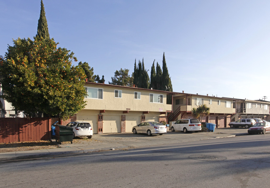 2131-2133 Main Street in Santa Clara, CA - Building Photo