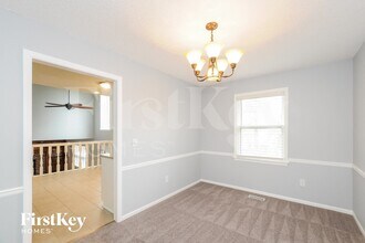 14716 S Brougham Dr in Olathe, KS - Foto de edificio - Building Photo