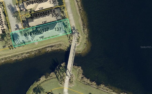 19240 Isadora St in Venice, FL - Building Photo - Building Photo