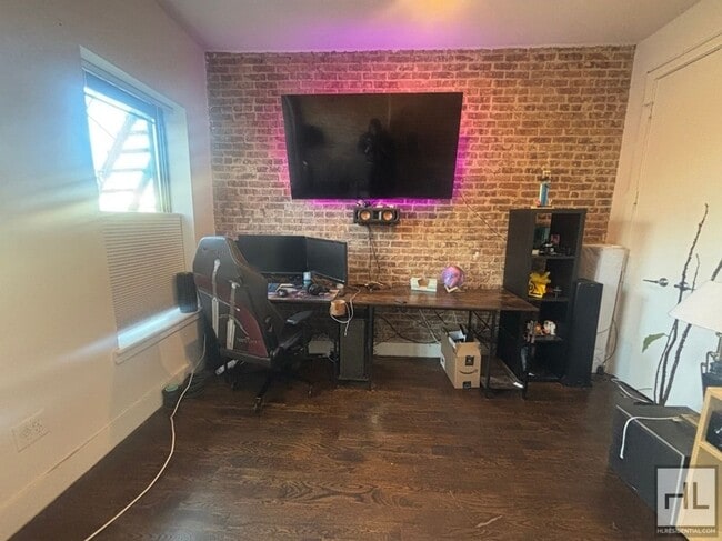 BEDFORD AVENUE / Classic Crown Heights 2-Bed 1-Bath / Great Location in Brooklyn, NY - Building Photo - Building Photo