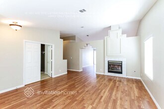 512 Calypso Dr in Henderson, NV - Building Photo - Building Photo