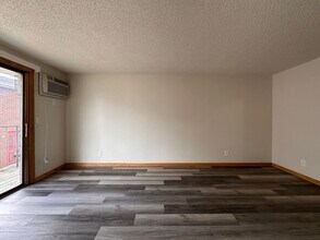 2096 Imperial Ln in Green Bay, WI - Building Photo - Building Photo
