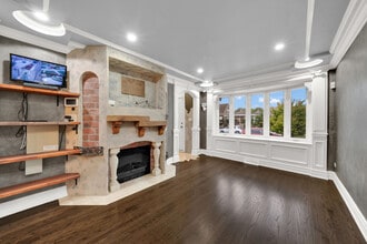 5446 S Oak Park Ave in Chicago, IL - Building Photo - Building Photo