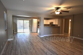 275 W Santa Gertrudis Trail in San Tan Valley, AZ - Building Photo - Building Photo
