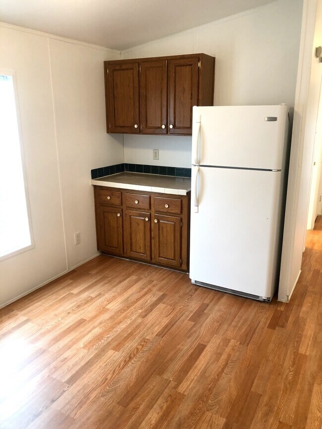 421 N 200 W in Tooele, UT - Building Photo - Building Photo