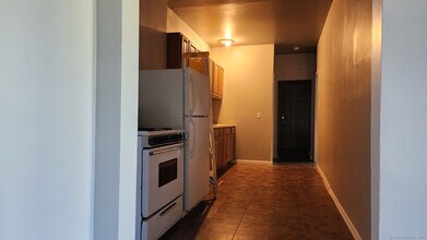 90 Chadwick Ave in Hartford, CT - Building Photo - Building Photo