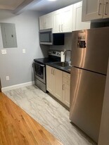 89 E Brookline St, Unit 1 Apartamentos